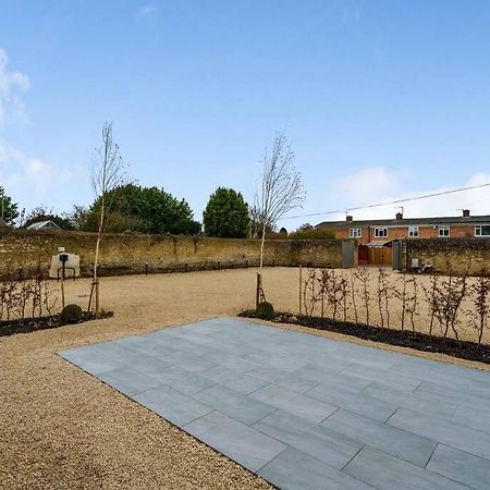 Fox Cottage, Within 5 Min Walk Of Bicester Village Exterior foto
