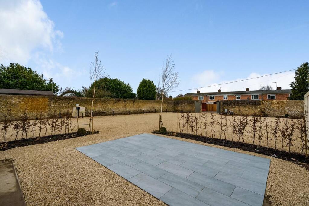 Fox Cottage, Within 5 Min Walk Of Bicester Village Exterior foto