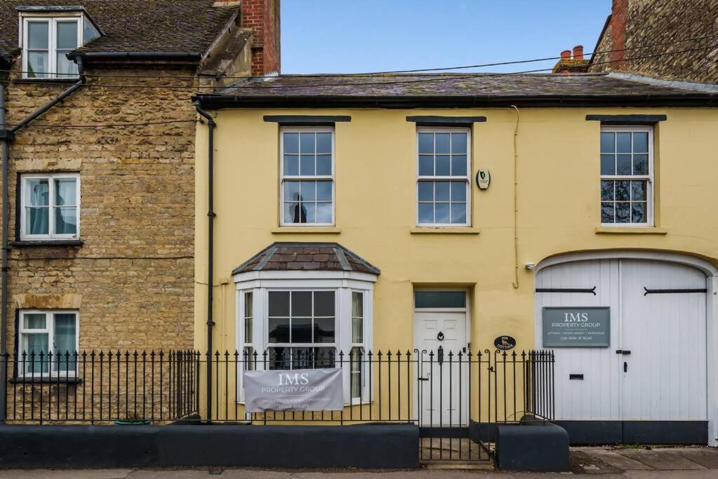 Fox Cottage, Within 5 Min Walk Of Bicester Village Exterior foto